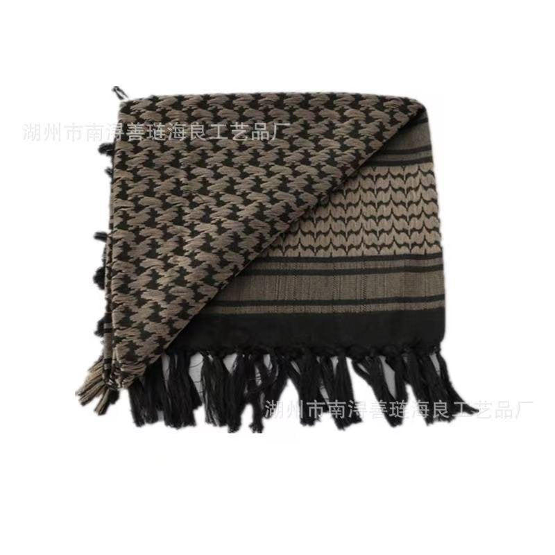 Polyester vs Cotton Keffiyeh: Which Weave to Buy?