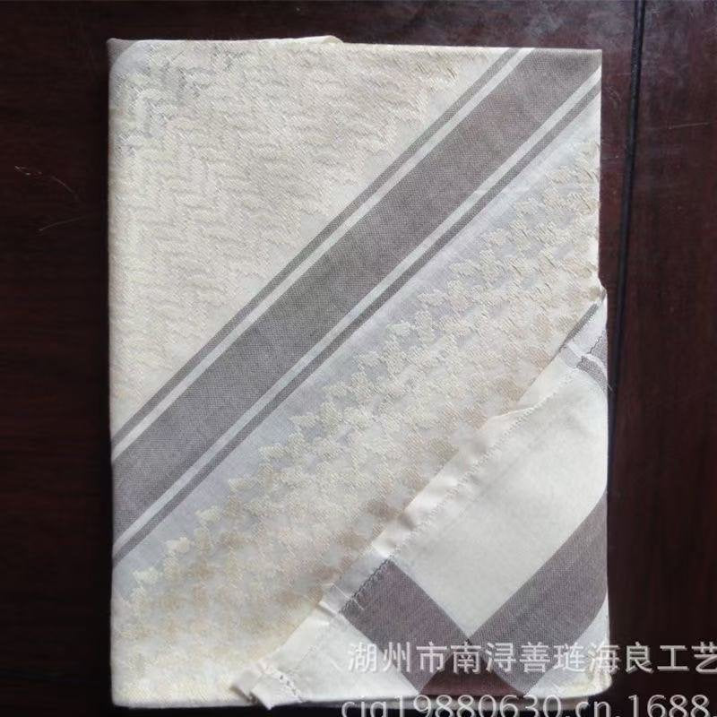 Keffiyeh Fringe and Repairs: Fixing a Pulled Thread
