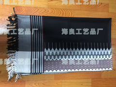 Islamic Prayer Scarf – Black & White Diamond Woven Shawl